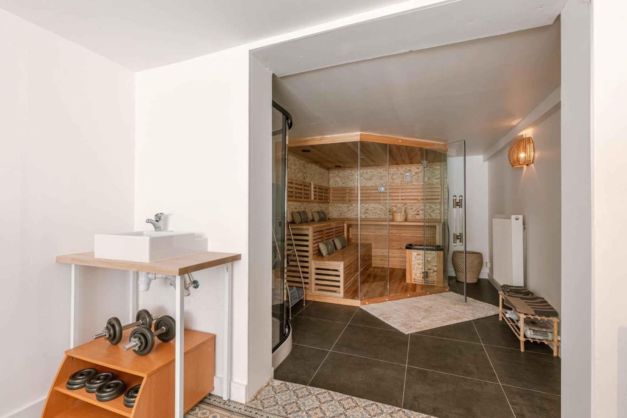 Huswell - Relaxing With Private Sauna * Ostende