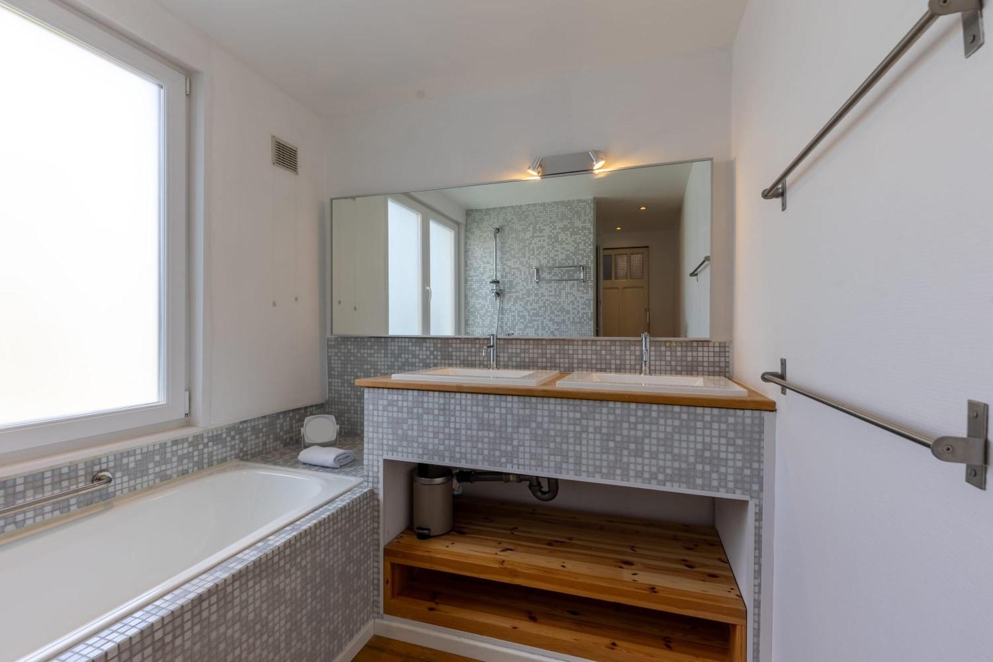 Huswell - Relaxing With Private Sauna Villa Ostende